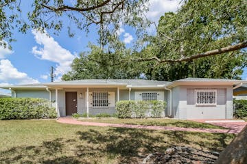 804 Greenbriar Dr Brandon, FL 33511